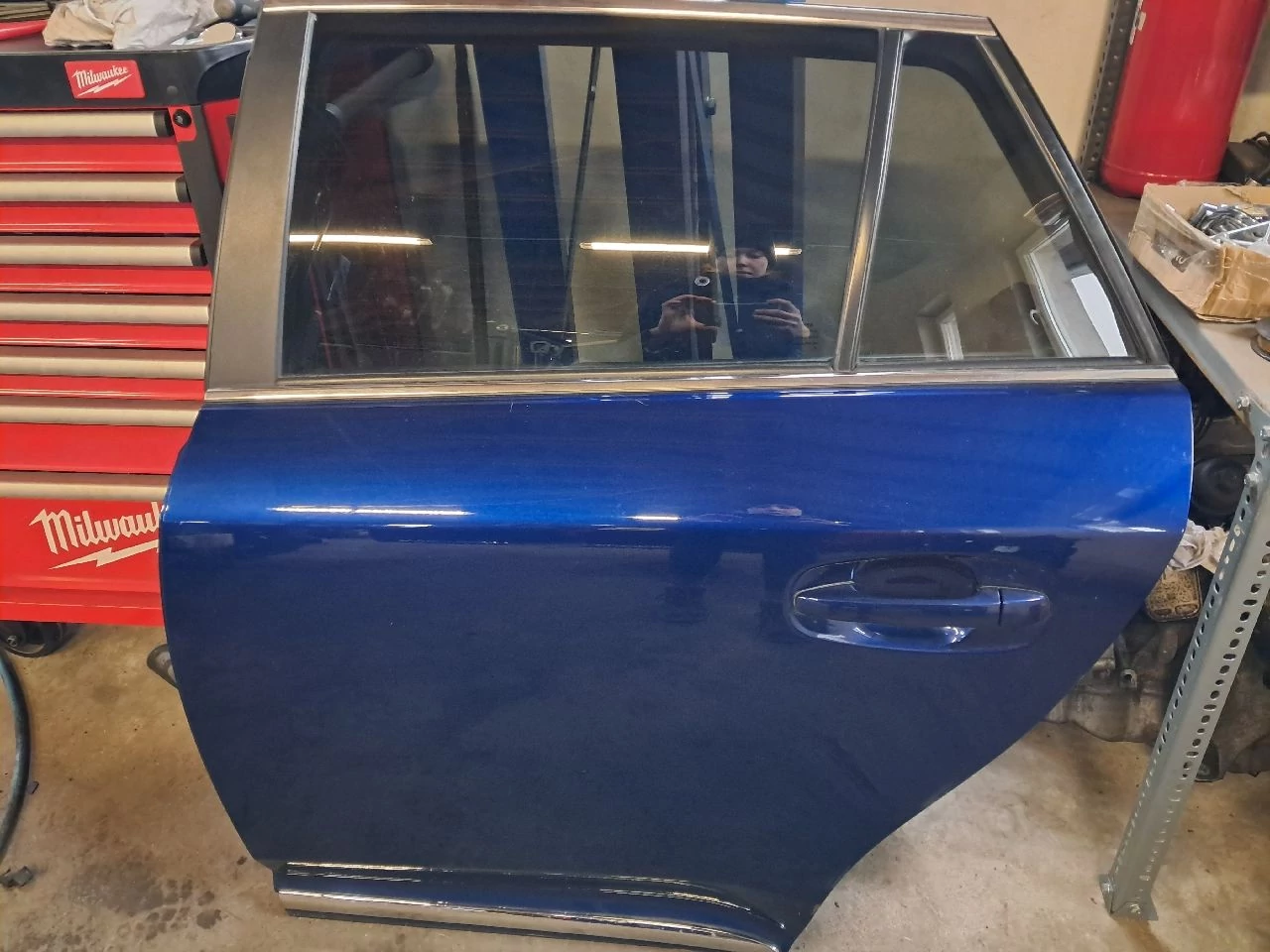 TOYOTA AVENSIS T27 bal hátsó ajtó