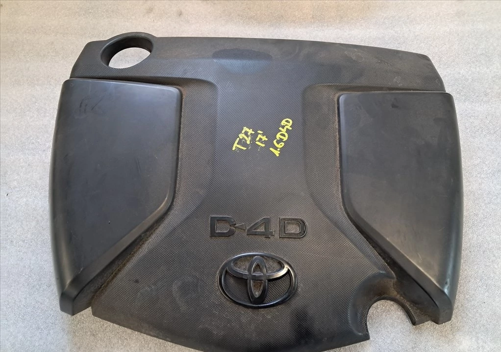 TOYOTA AVENSIS T27 1.6 D4D N47C16A (1WW) Felső motorburkolat