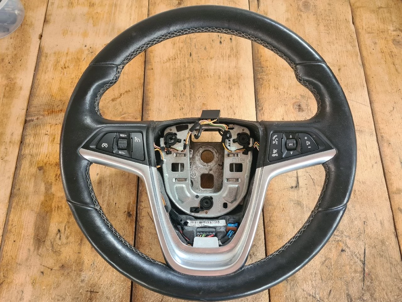 OPEL MERIVA B kormány