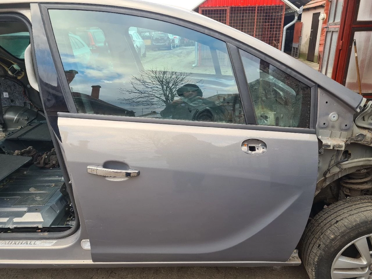 OPEL MERIVA B jobb első ajtó