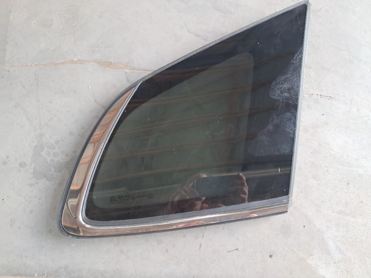 KIA CARENS (RP) jobb C