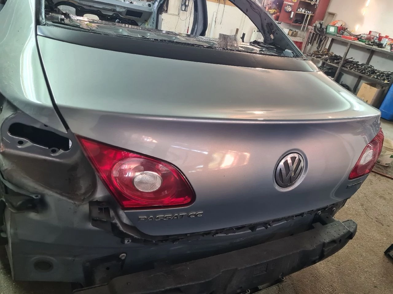 VOLKSWAGEN PASSAT CC csomagtérajtó LC7Z