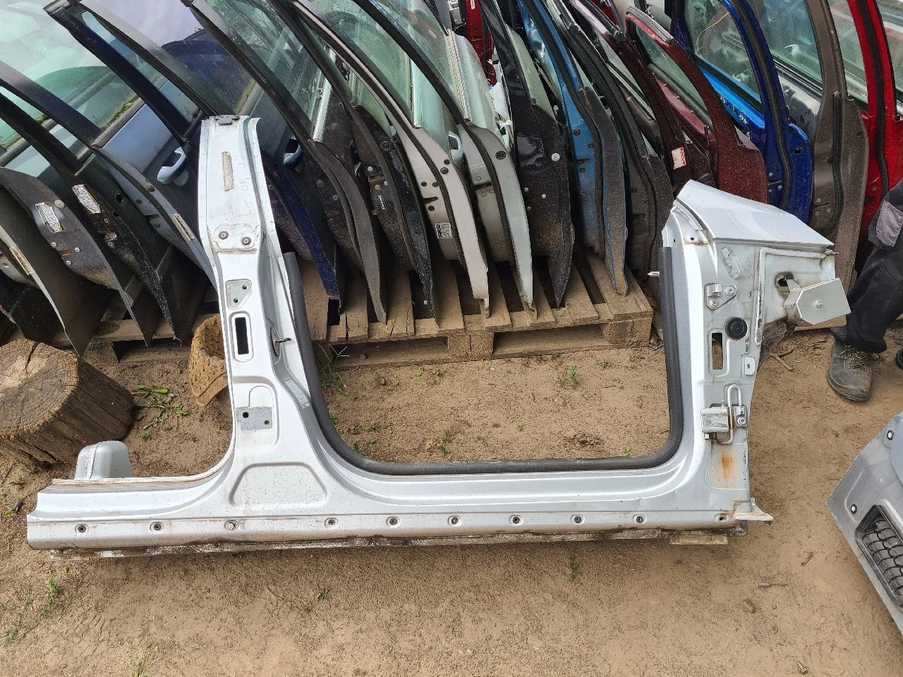 VOLKSWAGEN CC jobb küszöb