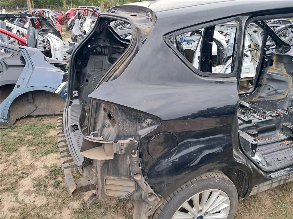 FORD C-MAX II Jobb hátsó sárvédő negyed