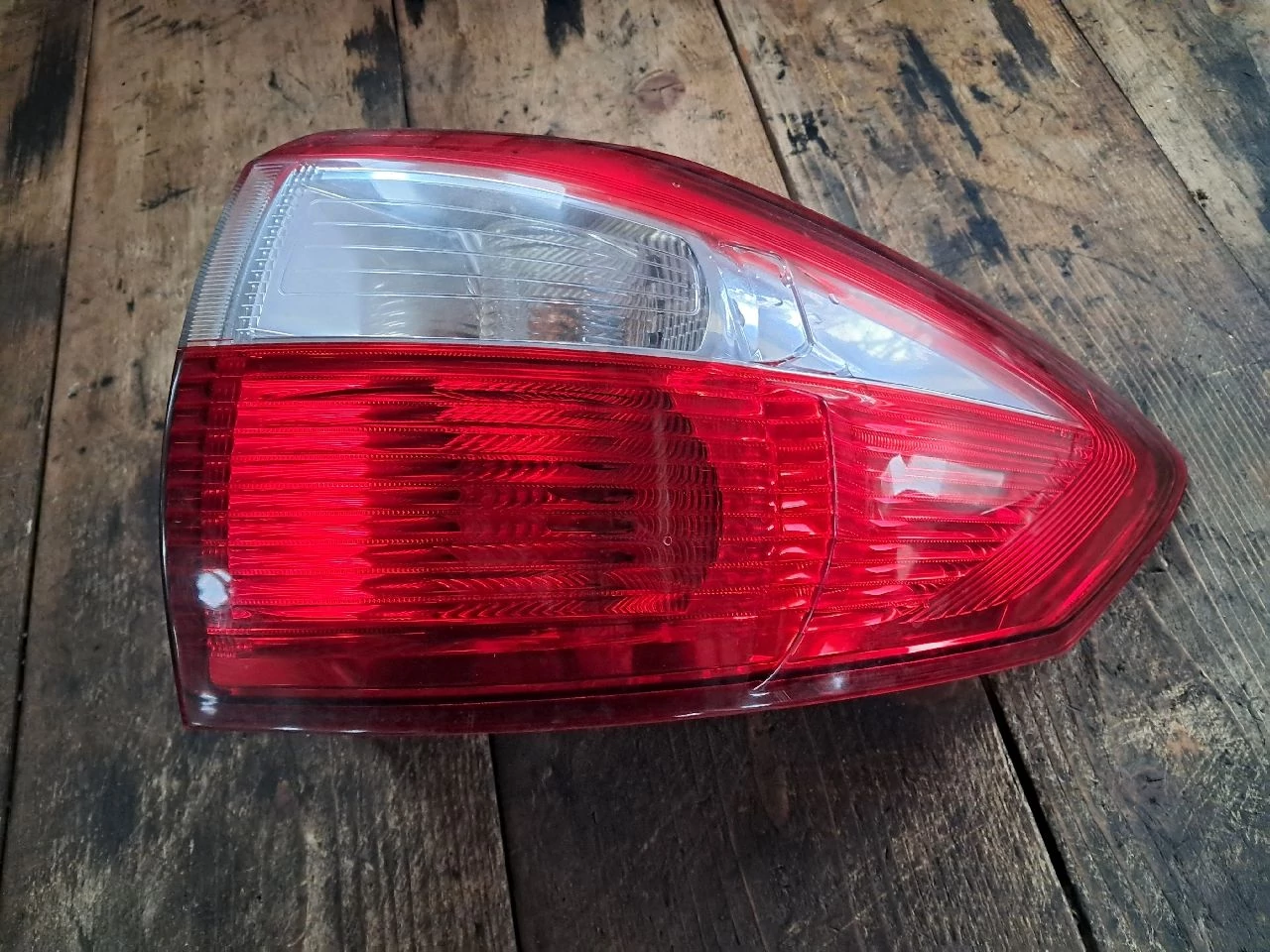 FORD C-MAX II Jobb külső hátsó lámpa 89503077