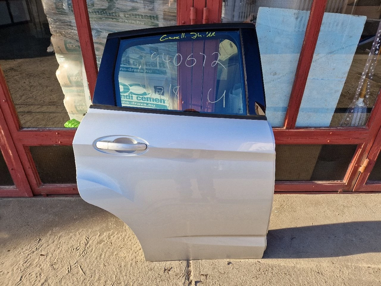 FORD C-MAX II Jobb hátsó ajtó