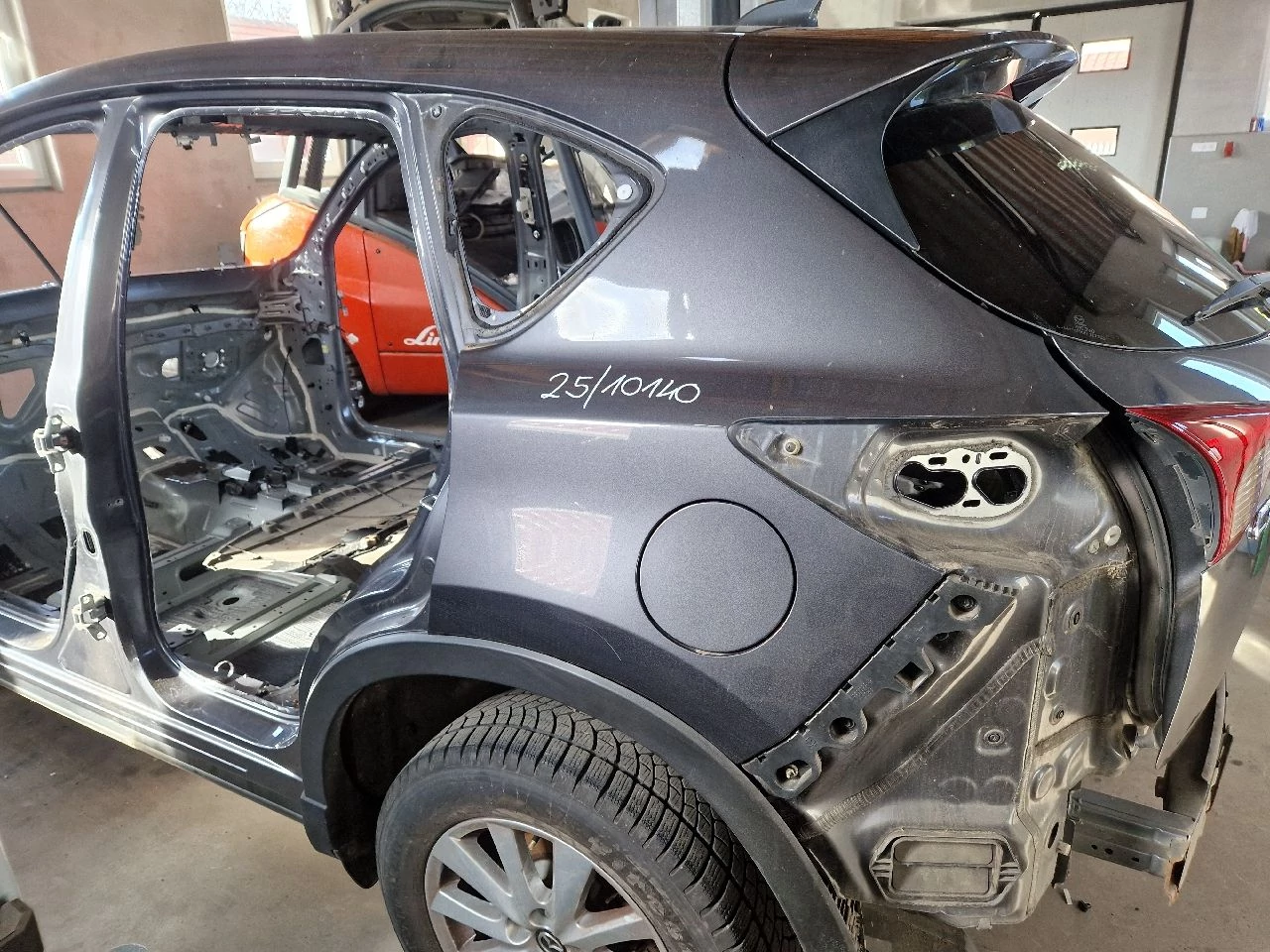 MAZDA CX-5 (KE) bal hátsó sárvédő negyed