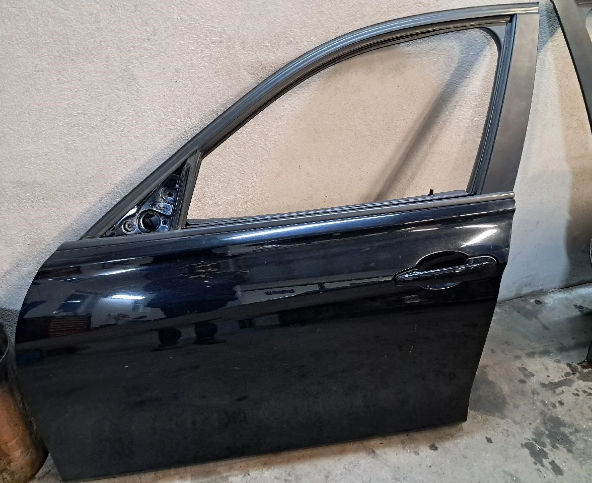 BMW (F30) Bal első ajtó