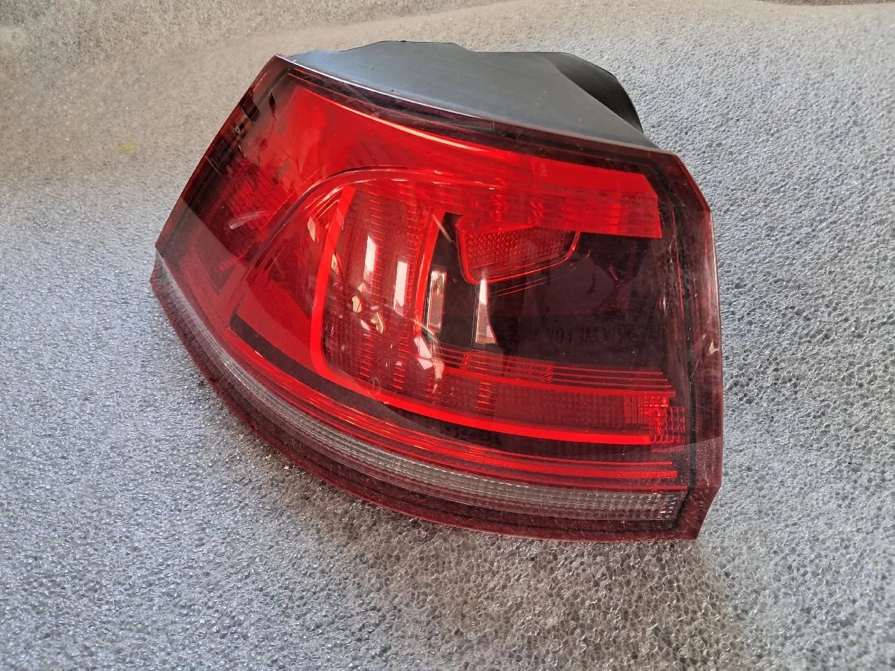 VOLKSWAGEN GOLF VII VARIANT (5G) Bal külső hátsó lámpa 5G9945095D
