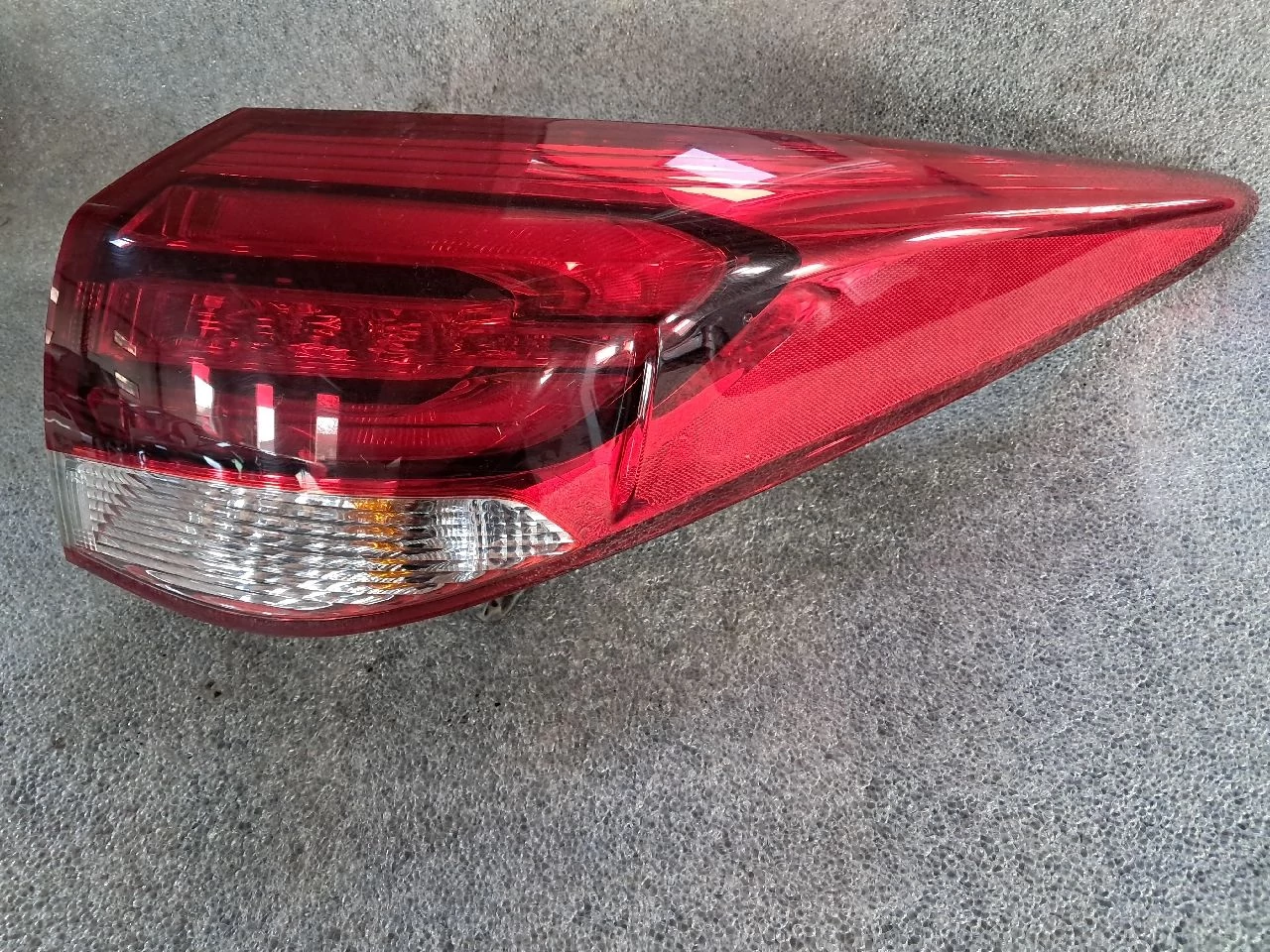 HYUNDAI I40 (VF) CW FACELIFT Jobb külső hátsó lámpa