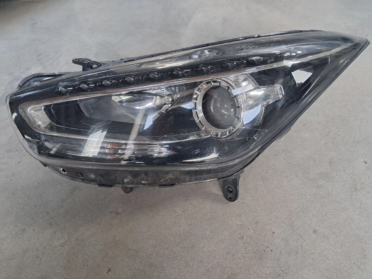 HYUNDAI I40 (VF) FACELIFT bal első fényszóró