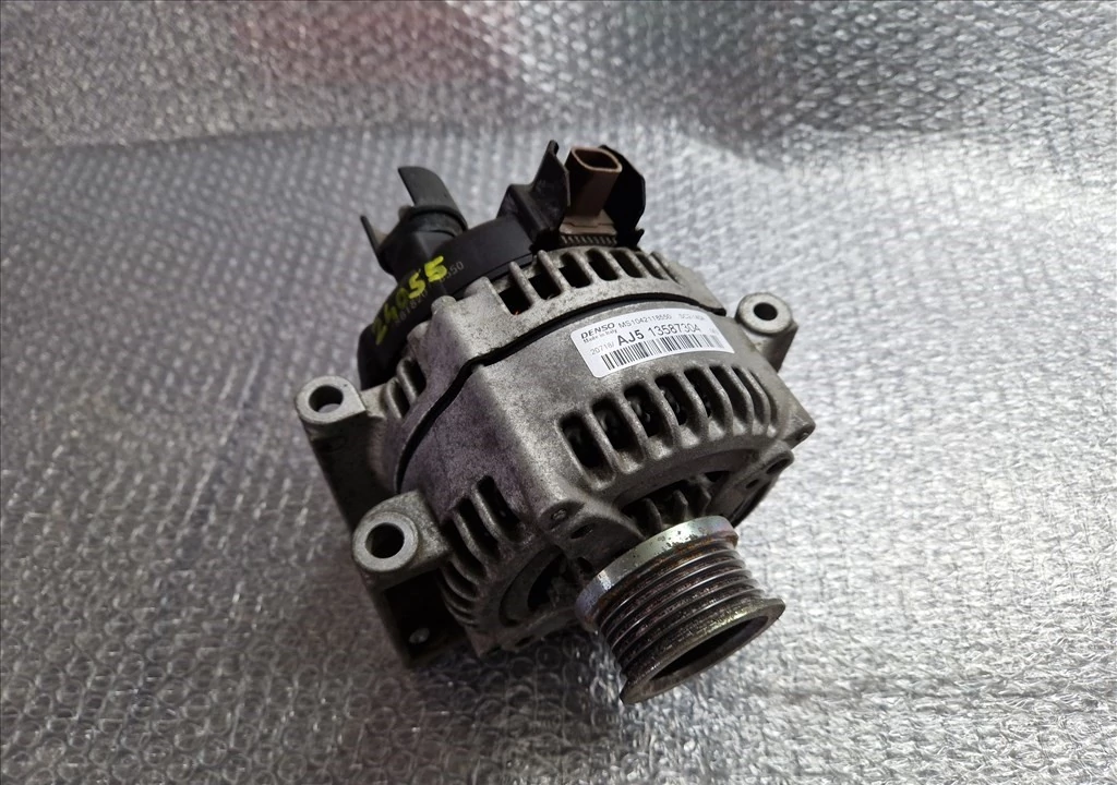 OPEL INSIGNIA B 1.6 TURBO Generátor 13587304