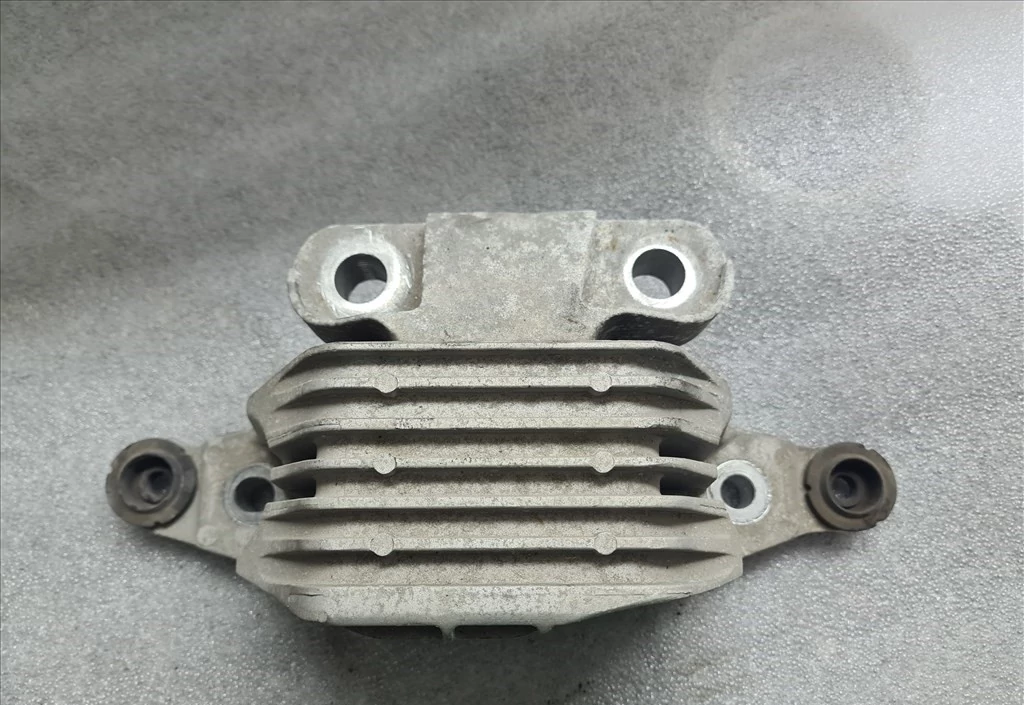OPEL INSIGNIA B 1.6 TURBO LWC/D16SHT Motortartó bak 39169709