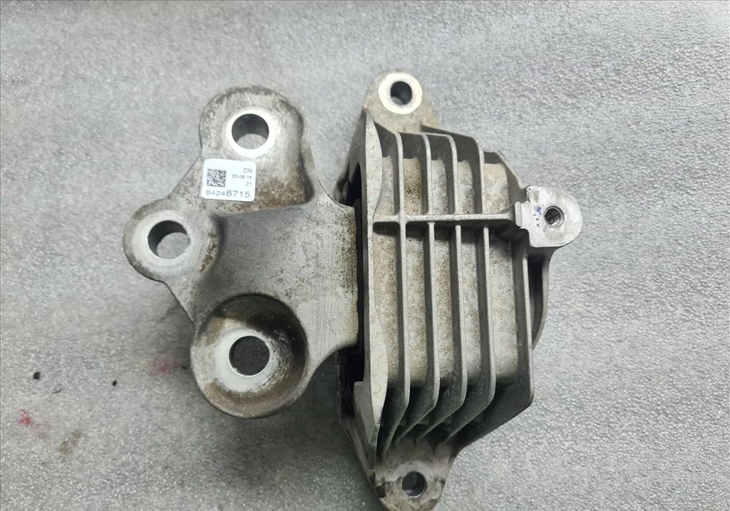 OPEL INSIGNIA B 1.6 TURBO Váltó tartó bak 84248715 
