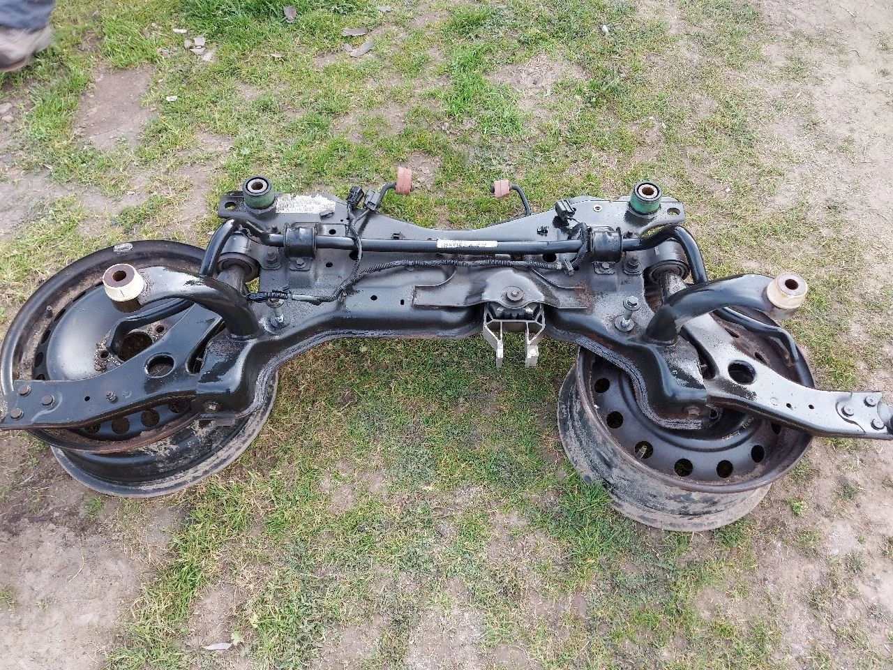 FORD KUGA 2.0 TDCI bölcső