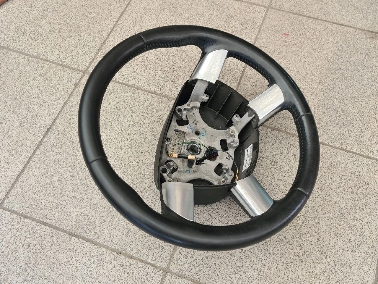 FORD KUGA kormány