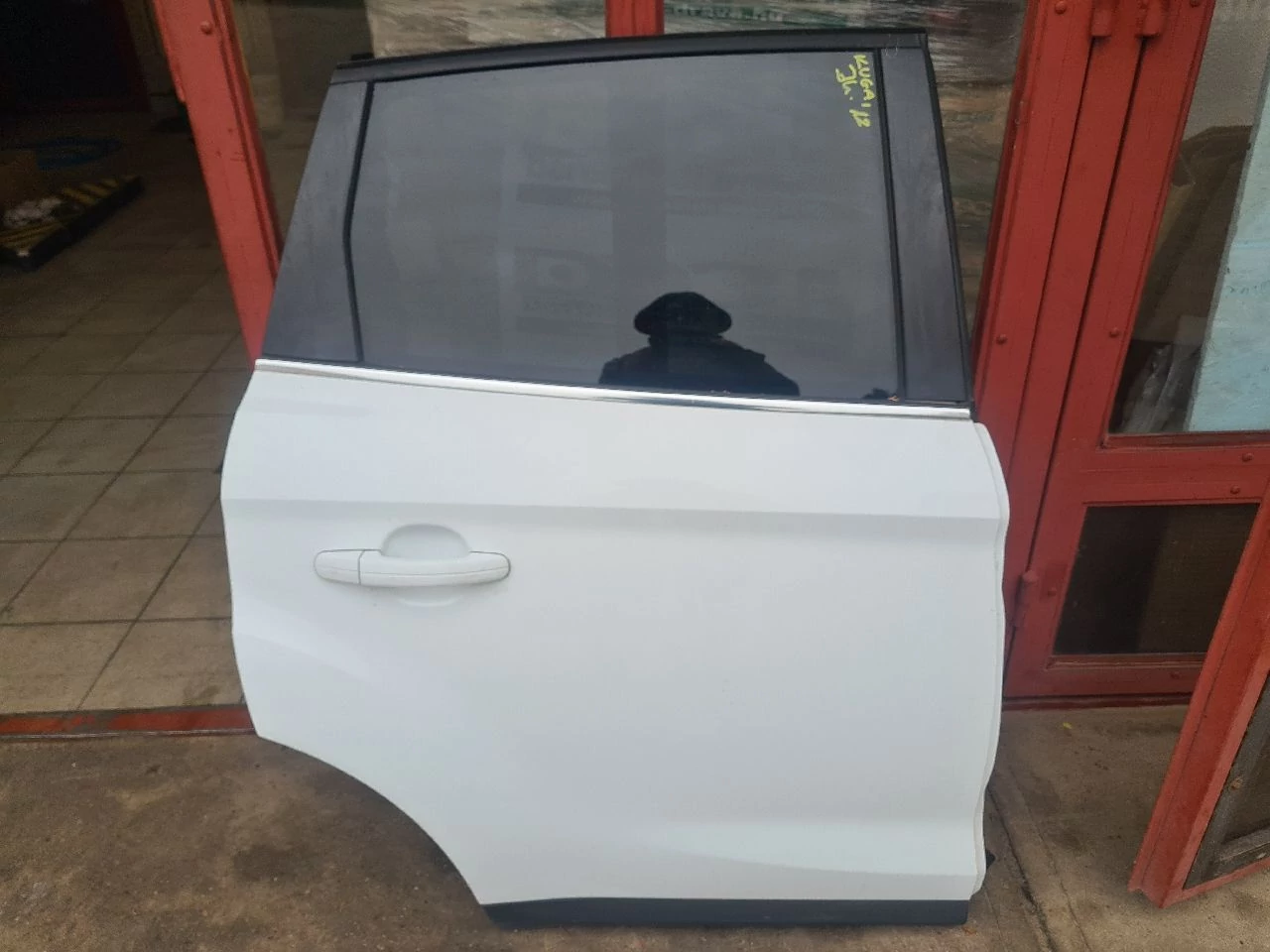 FORD KUGA jobb hátsó ajtó