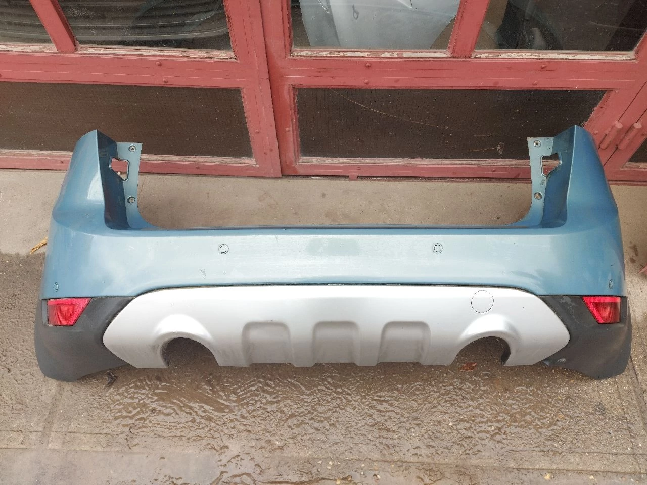 FORD KUGA hátsó lökhárító