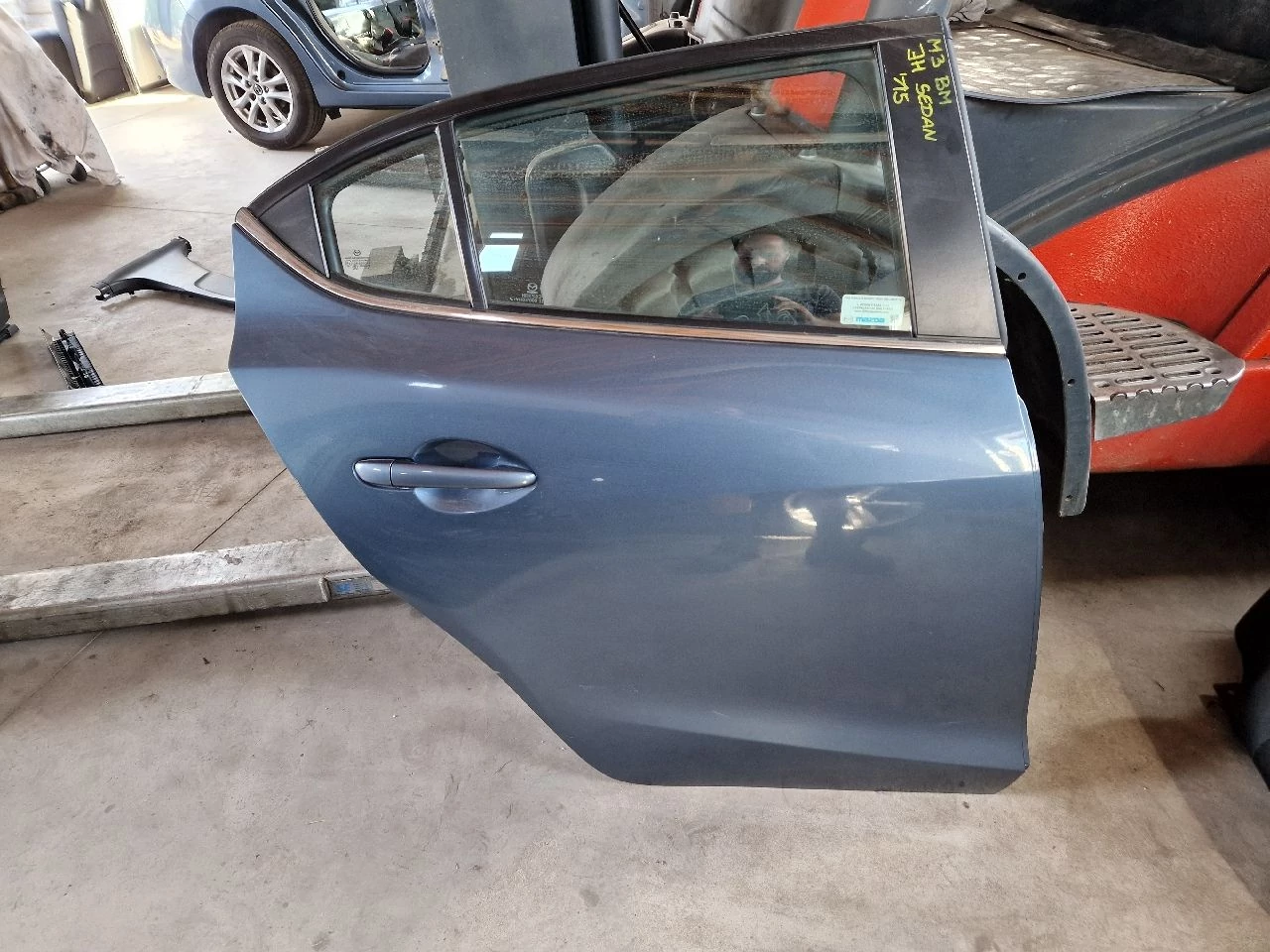 MAZDA 3 (BM) sedan jobb hátsó ajtó 42B
