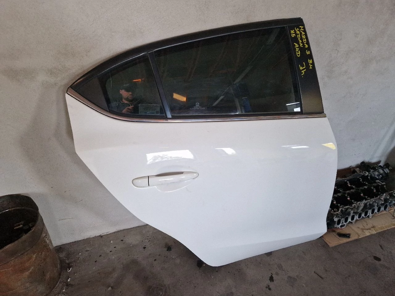 MAZDA 3 (BM) sedan jobb hátsó ajtó A4D