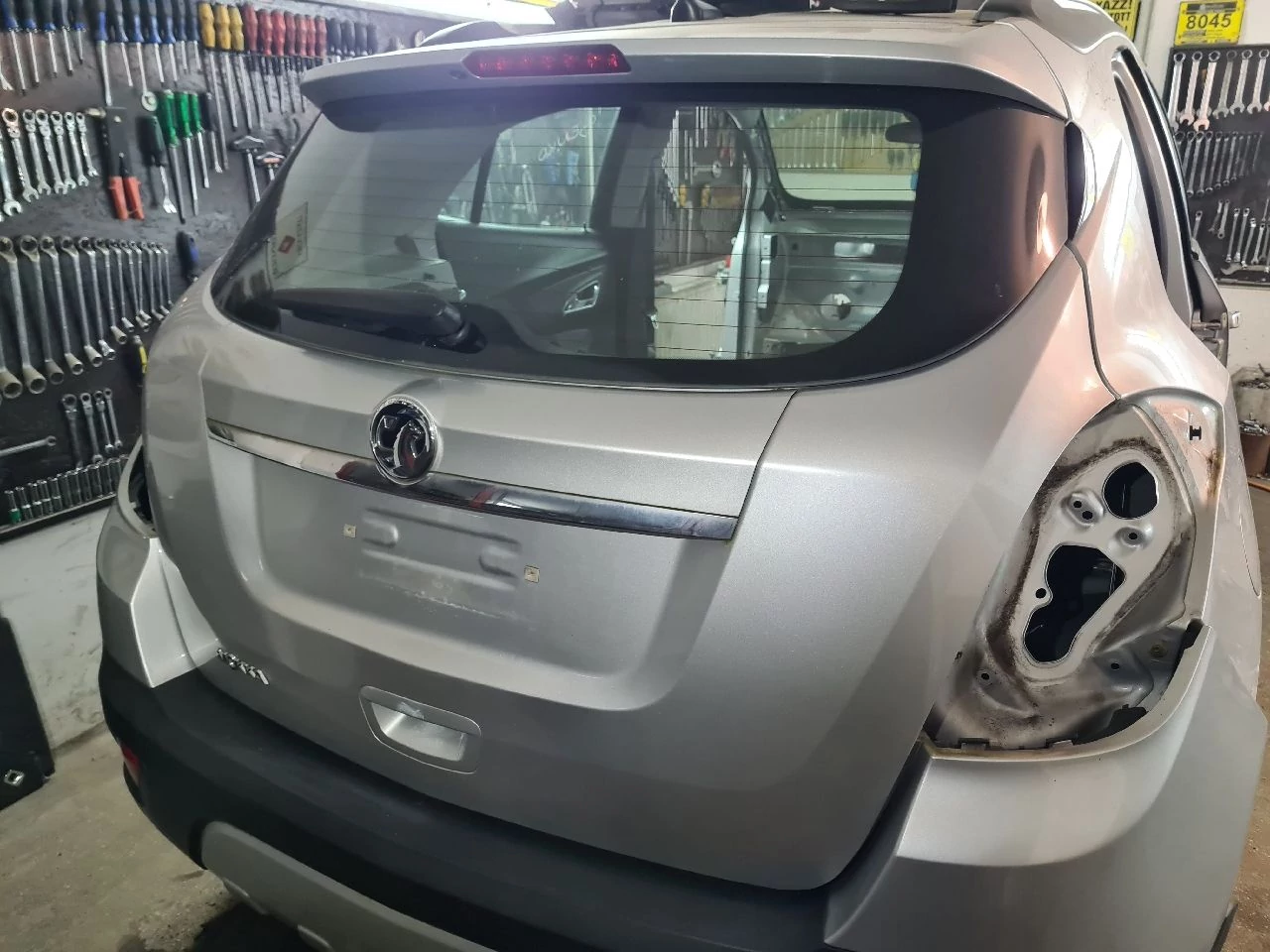 OPEL MOKKA csomagtérajtó GAN