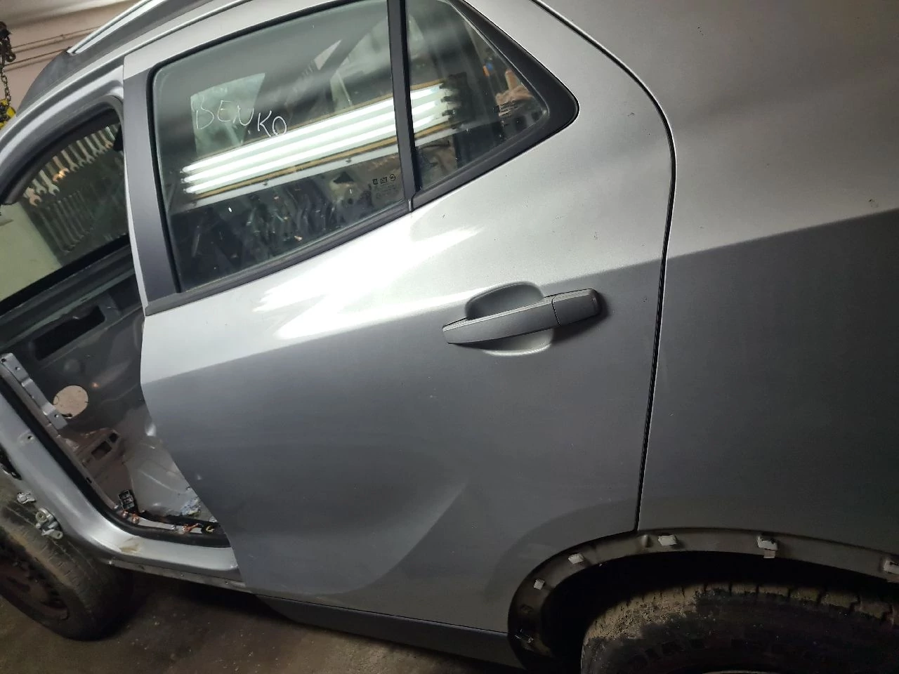 OPEL MOKKA Bal hátsó ajtó GAN