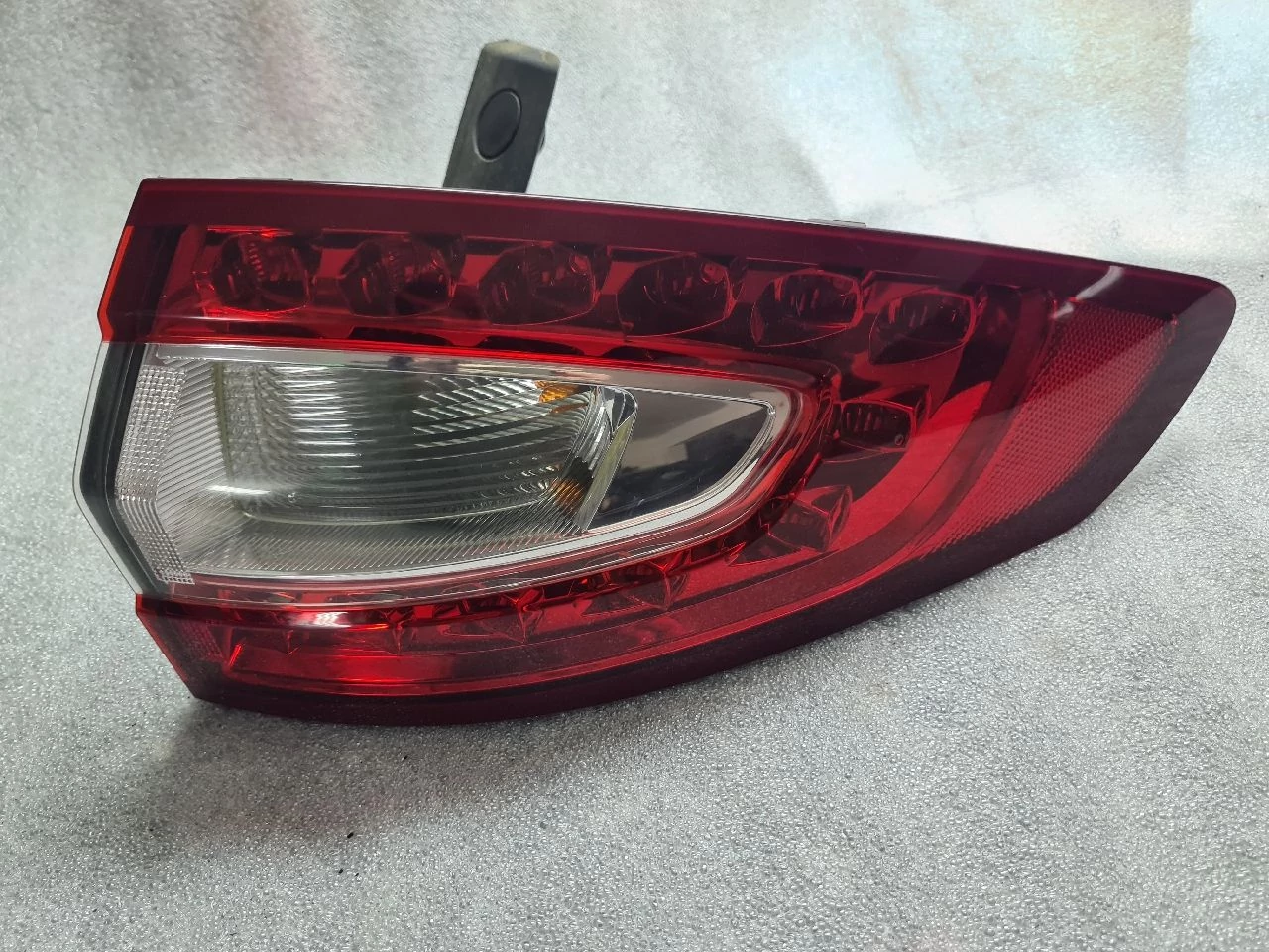 FORD MONDEO V Jobb külső hátsó lámpa