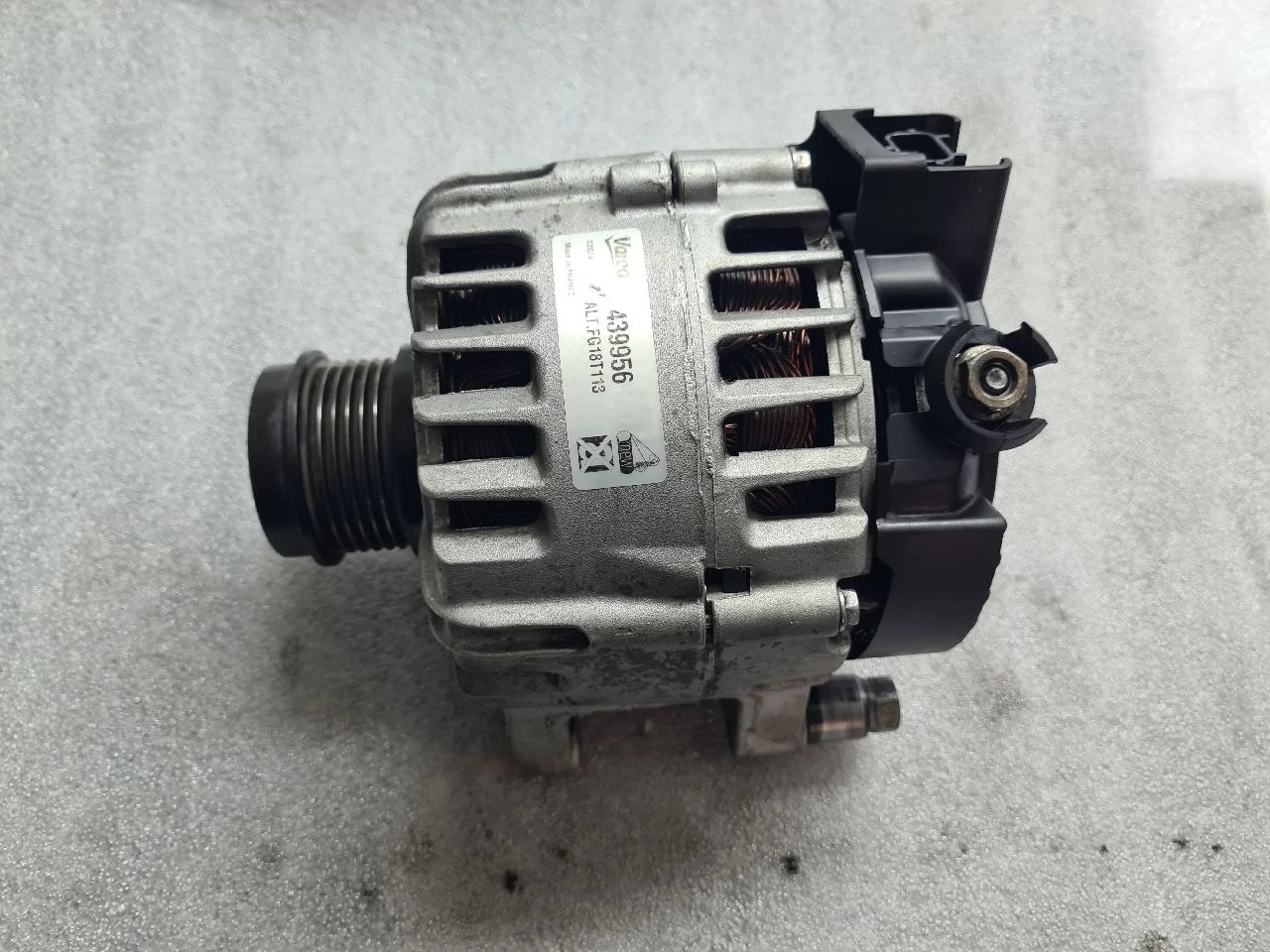 FORD MONDEO V 1.6 TDCI Generátor 439956