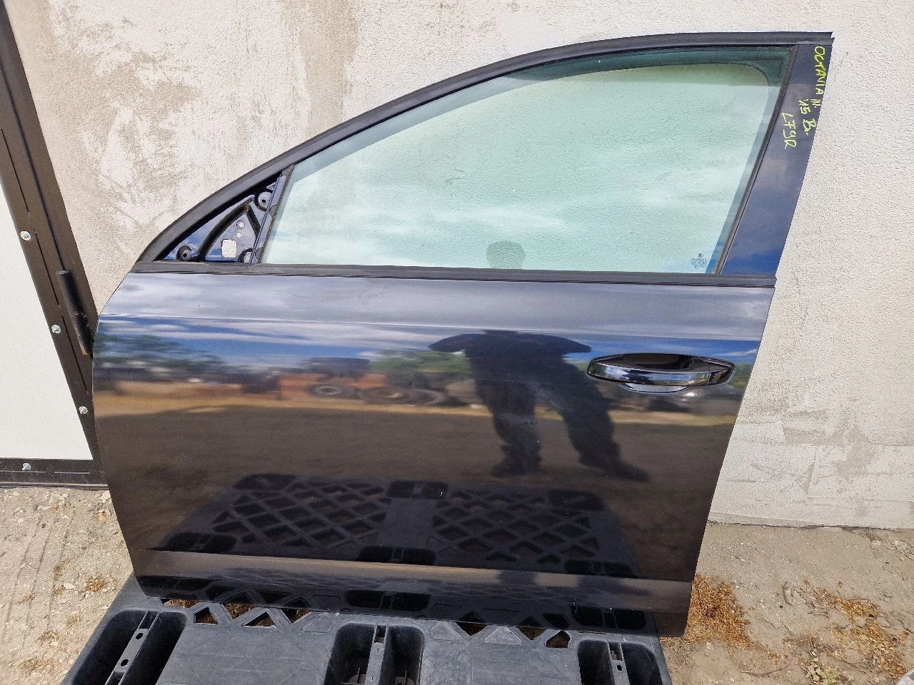 SKODA OCTAVIA III (5E) Bal első ajtó LF9R
