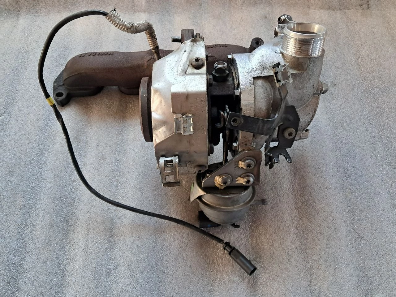 SKODA OCTAVIA III (5E) 1.6 CRTDI CXX CLH turbó 04L253016H
