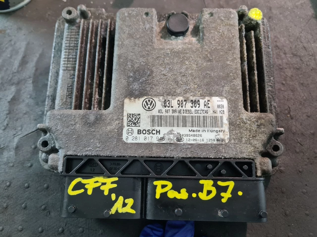 VOLKSWAGEN PASSAT B7 2.0 CRTDI CFF motorvezérlő 03L907309AE