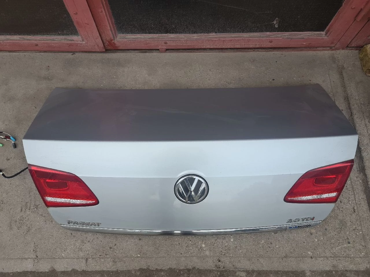 VOLKSWAGEN PASSAT B7 SEDAN csomagtérajtó LA7W