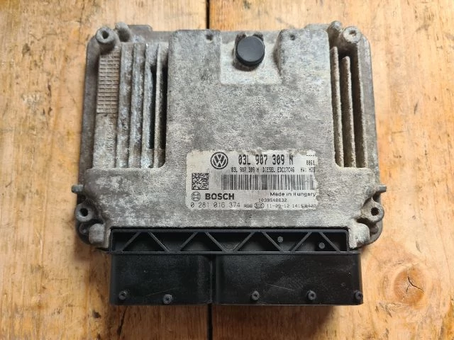 VOLKSWAGEN PASSAT B7 2.0 CRTDI CFF motorvezérlő 03L907309N