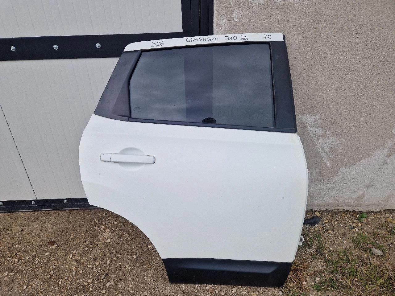 NISSAN QASHQAI (J10) jobb hátsó ajtó 326