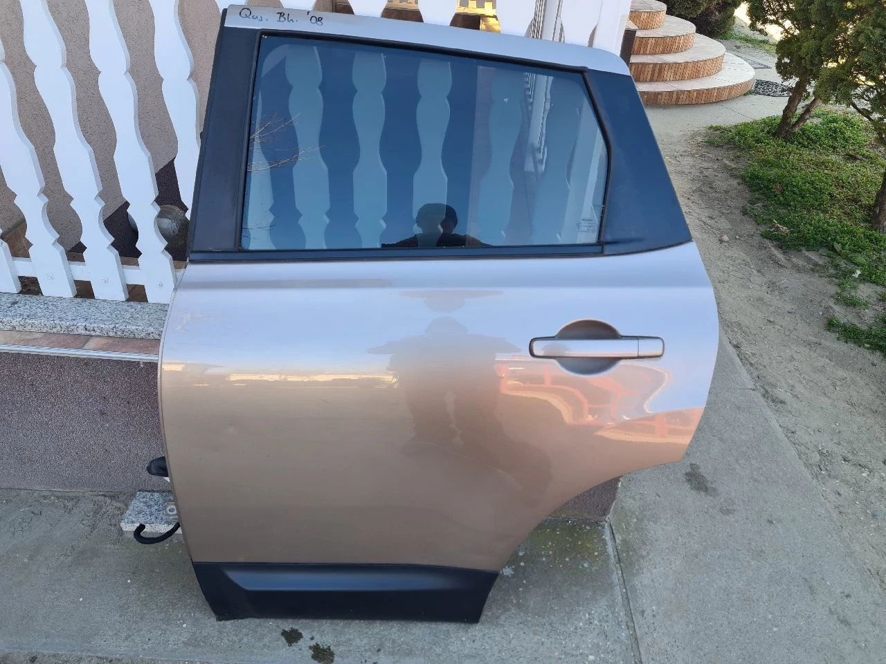 NISSAN QASHQAI (J10) bal hátsó ajtó C30