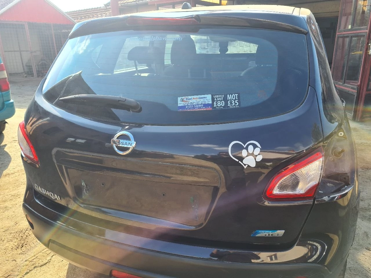 NISSAN QASHQAI (J10) Csomagtérajtó