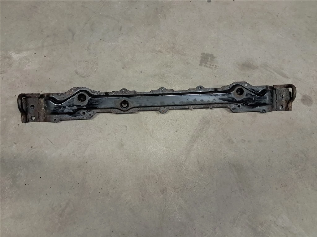 SUZUKI SX4 S-CROSS (JY) Kereszttartó