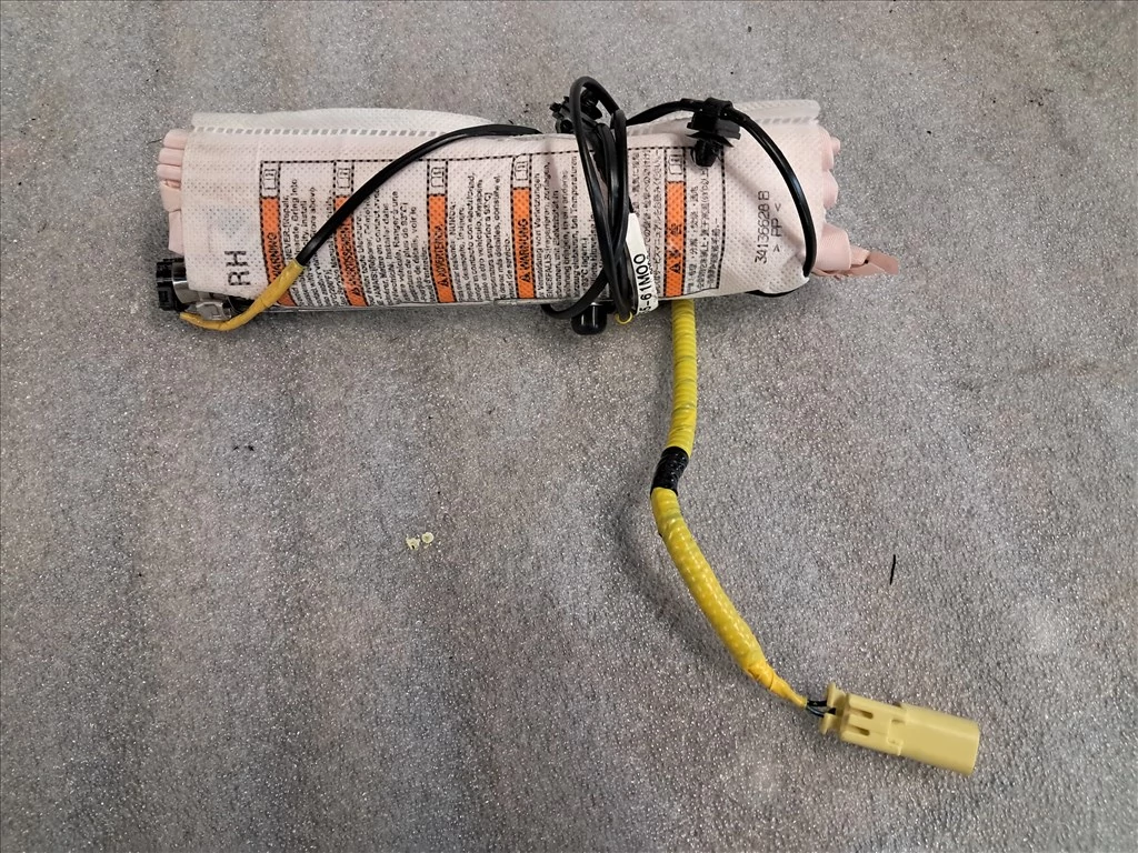 SUZUKI SX4 S-CROSS (JY) Jobb oldallégzsák 85350-61M00