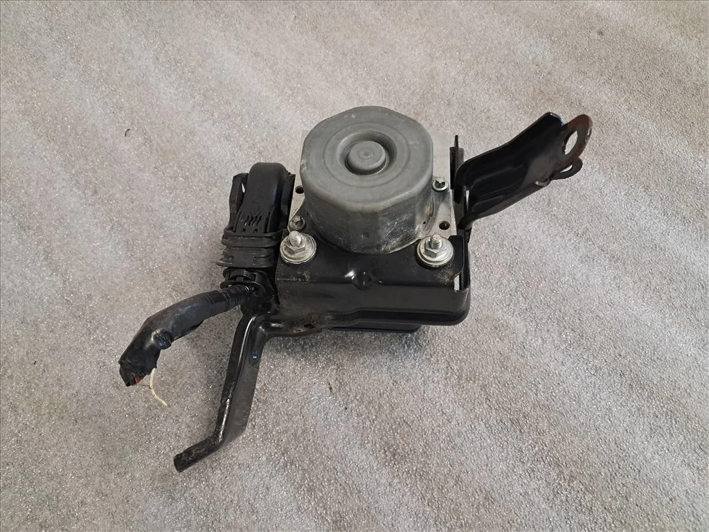 SUZUKI SX4 S-CROSS (JY) ABS vezérlőegység 56140-61MA1