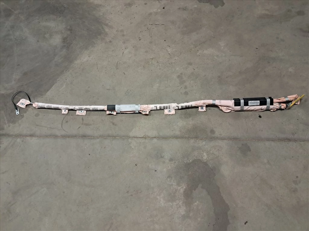 SUZUKI SX4 S-CROSS (JY) Bal függönylégzsák 76490-61M00