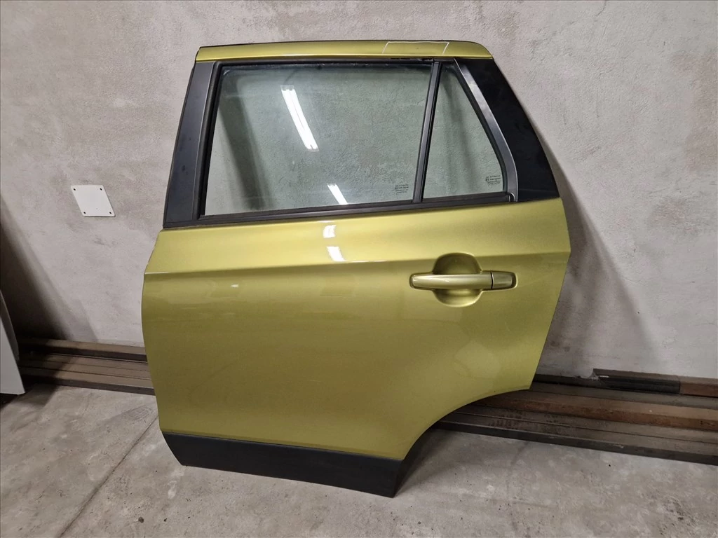 SUZUKI SX4 S-CROSS (JY) Bal hátsó ajtó ZUS