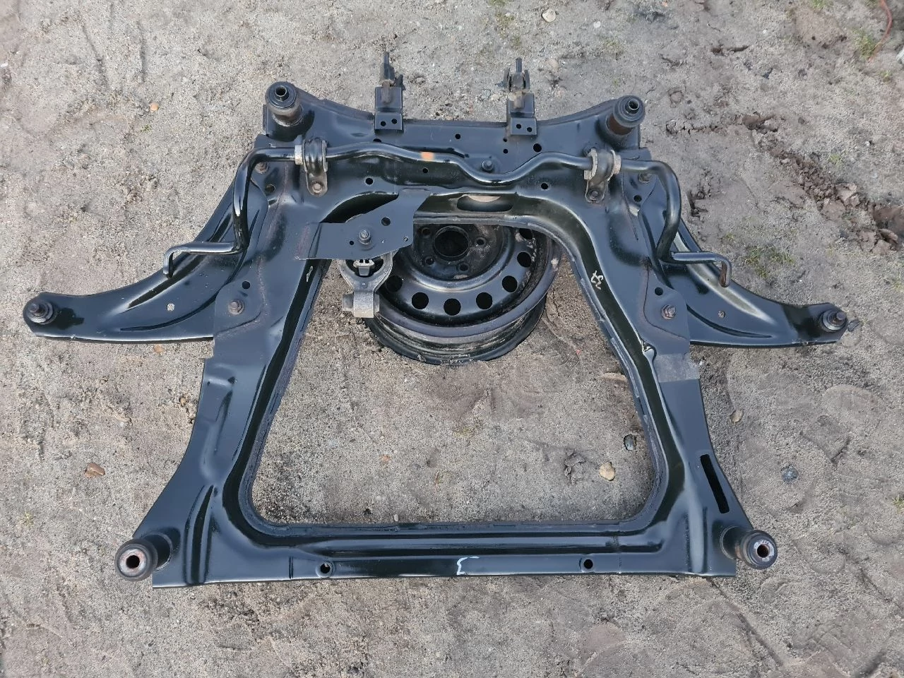 NISSAN JUKE (F15) 1.5 DCI bölcső