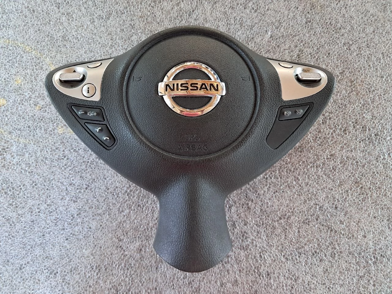 NISSAN JUKE (F15) Tempomatos kormánylégzsák 985101KA8B
