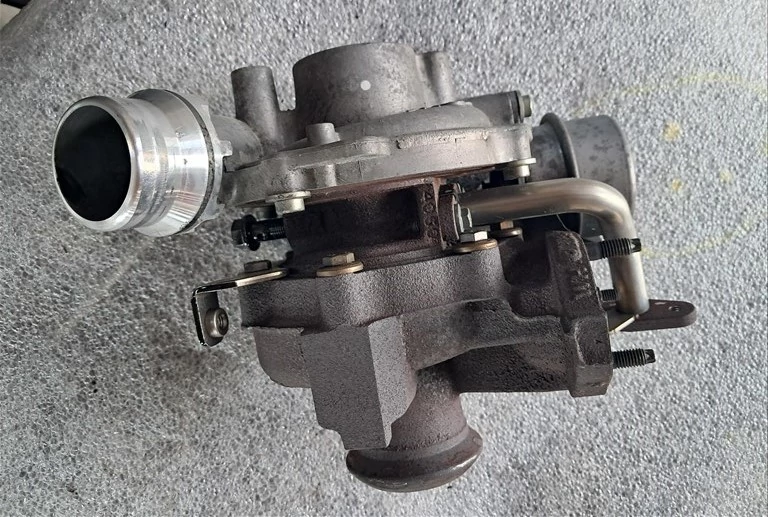 NISSAN JUKE (F15) 1.5 DCI K9KA636 turbó H821162190