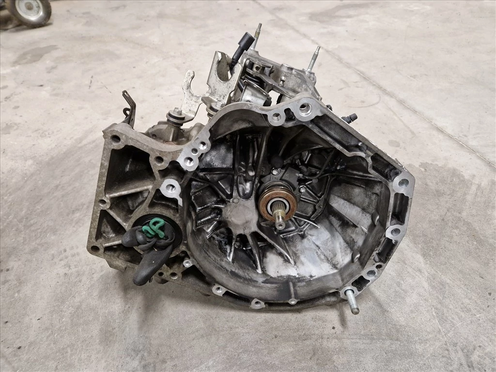 SUZUKI SX4 S-CROSS (JY) 1.6 BENZINES 2WD Váltó ZMA