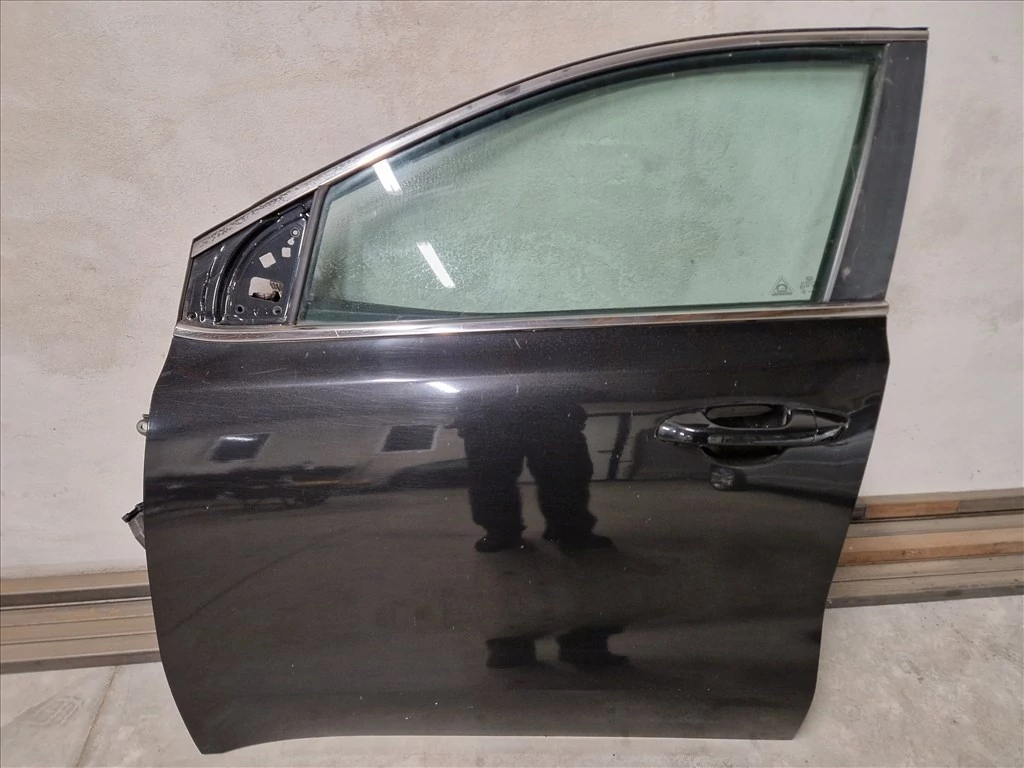 KIA SPORTAGE (QL) bal első ajtó