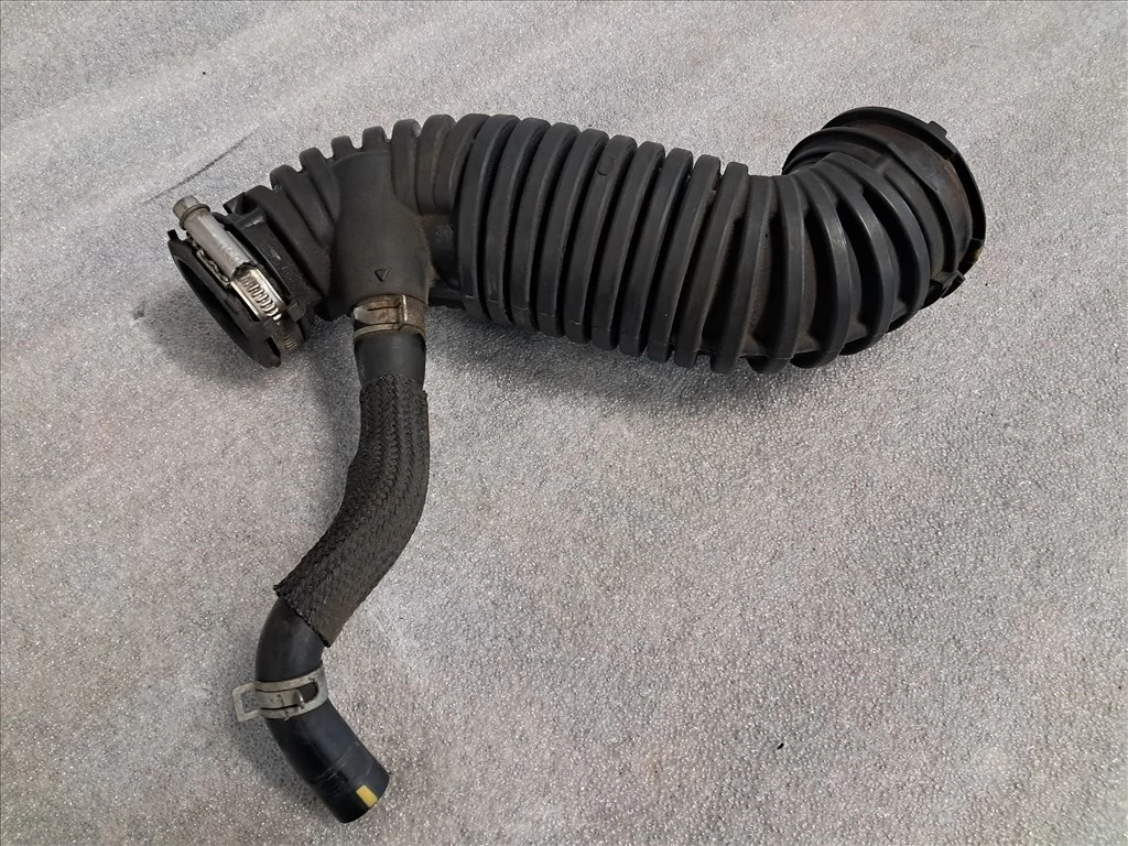 KIA SPORTAGE (QL) 1.7 CRDI D4FD (EURO 6) Szívócső 28130-D3100