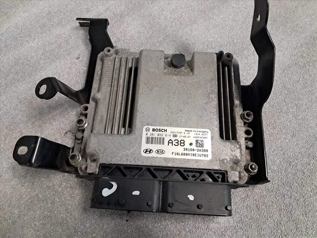 KIA SPORTAGE (QL) 1.7 CRDI D4FD (EURO 6) Motorvezérlő 39150-2A380