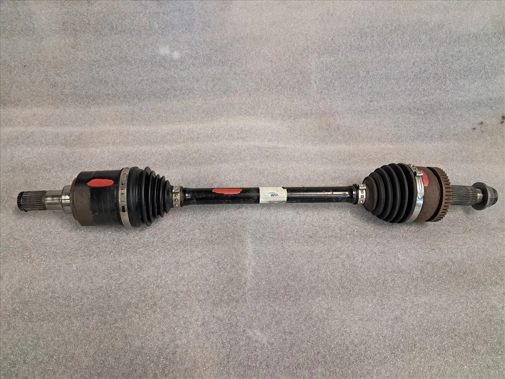 KIA SPORTAGE (QL) 1.7 CRDI Bal féltengely T09