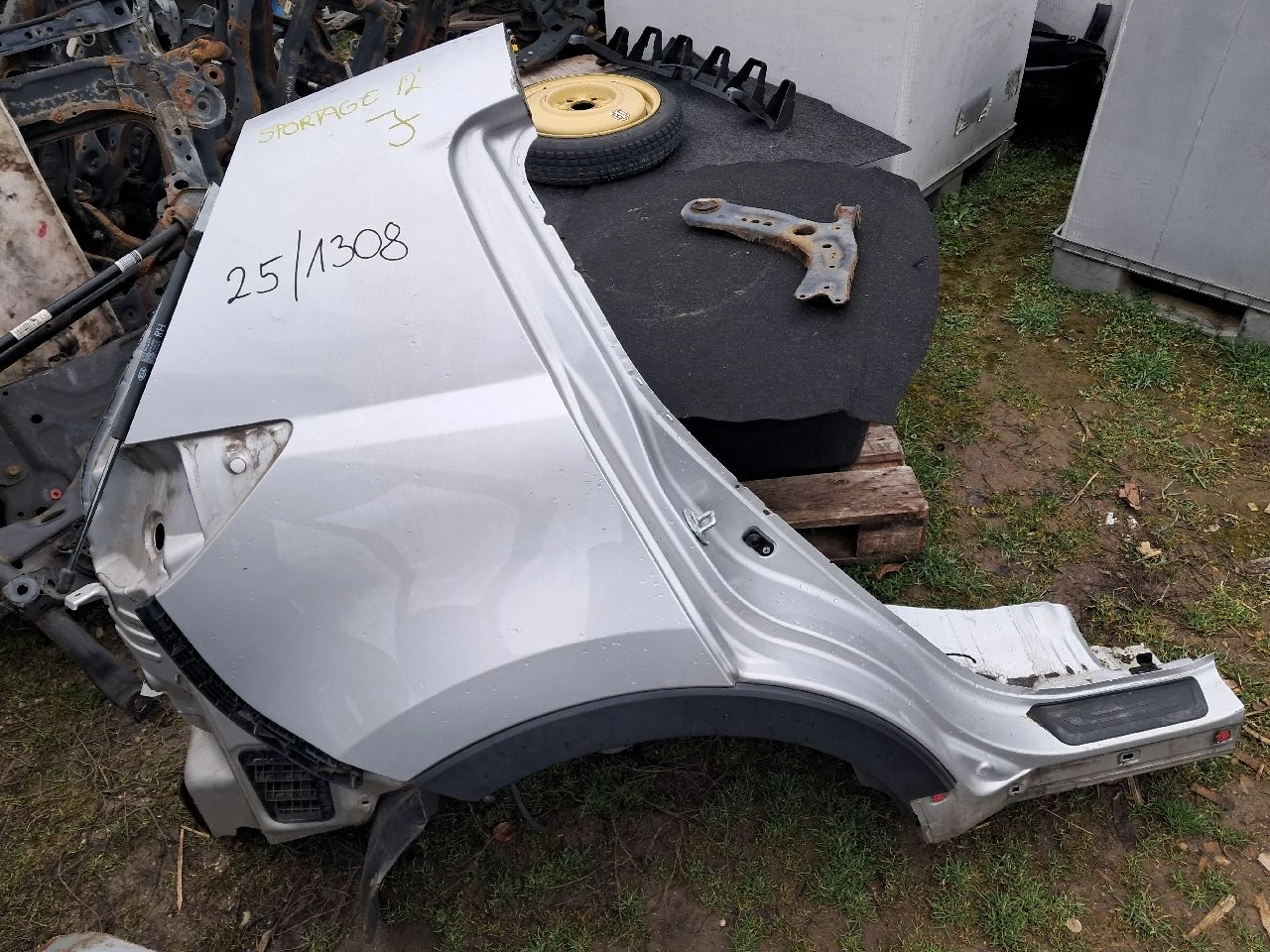 KIA SPORTAGE (SL) jobb hátsó sárvédő negyed